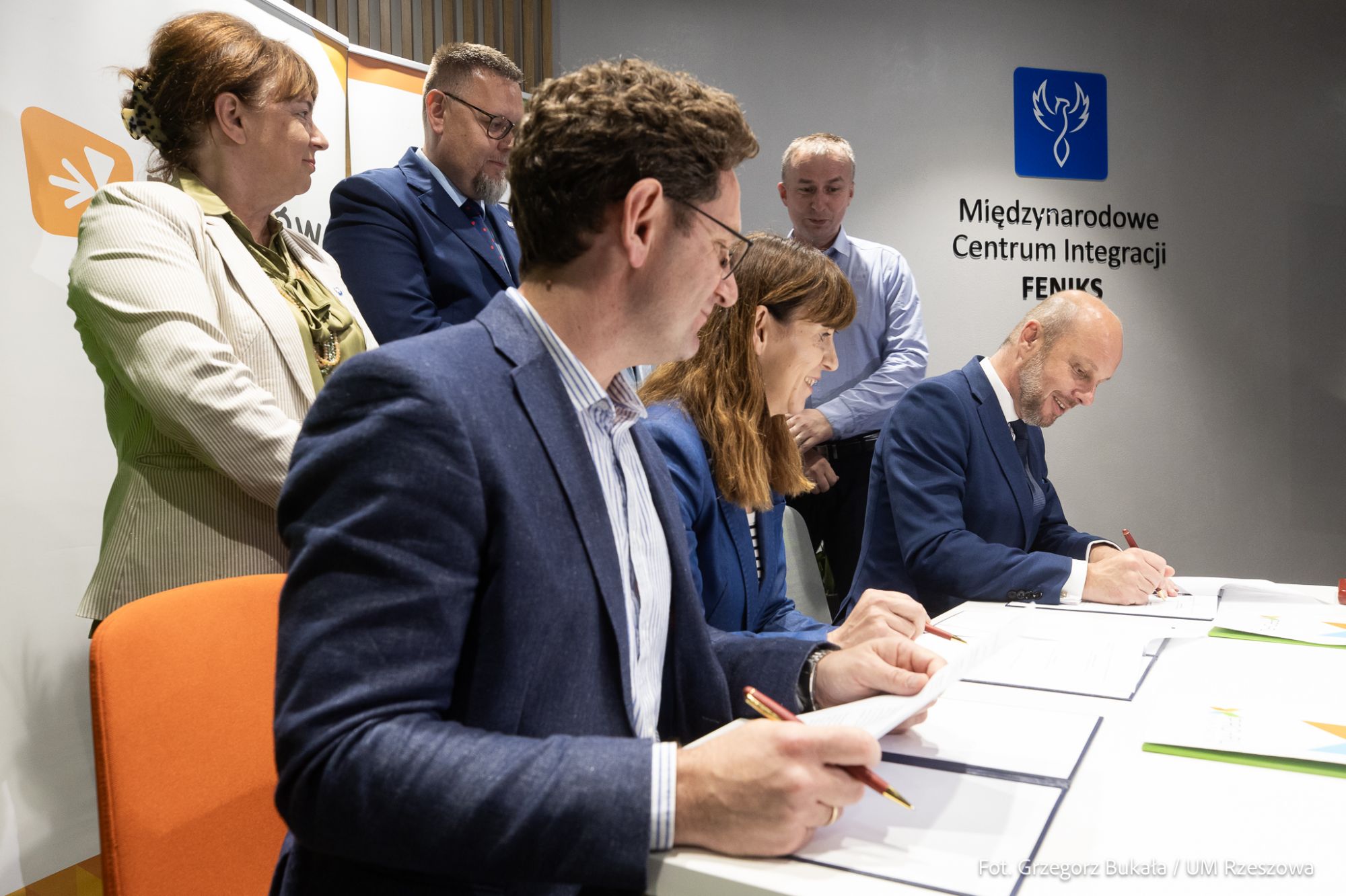 zdjęcie ze spotkania dotyczącego utworzenia Centrum Pomocy Dzieciom, fot. Grzegorz Bukała, Urząd Miasta Rzeszowa